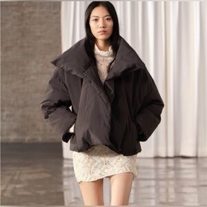 Zara cropped puffer jacket - NWT